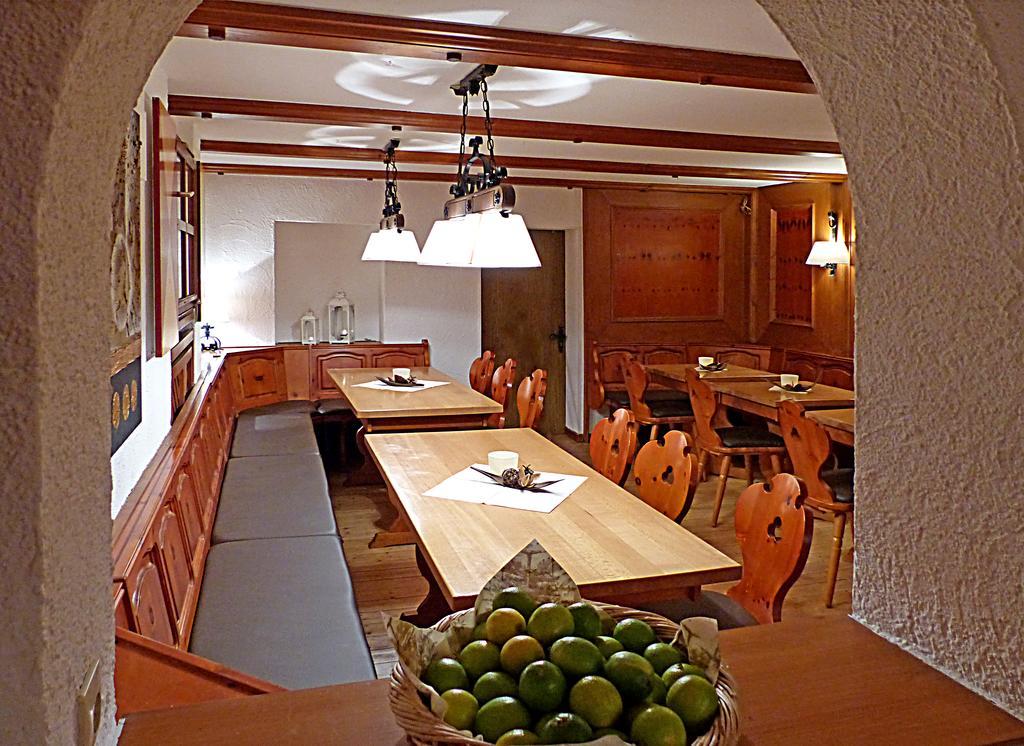 Hotel-Restaurant Schwyzerhuesli Viernheim Buitenkant foto